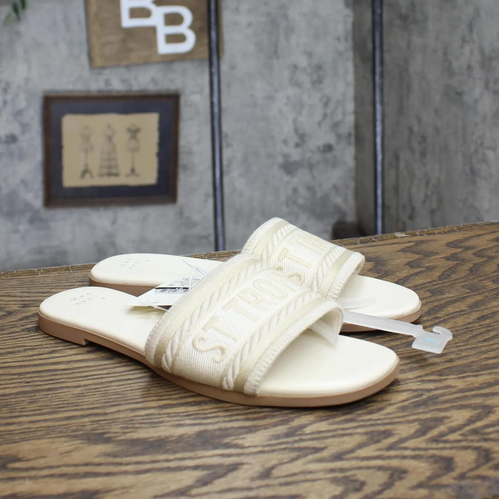 A New Day Womens St. Tropez Nat Slide Sandals 89279352 Cream Off White 8M