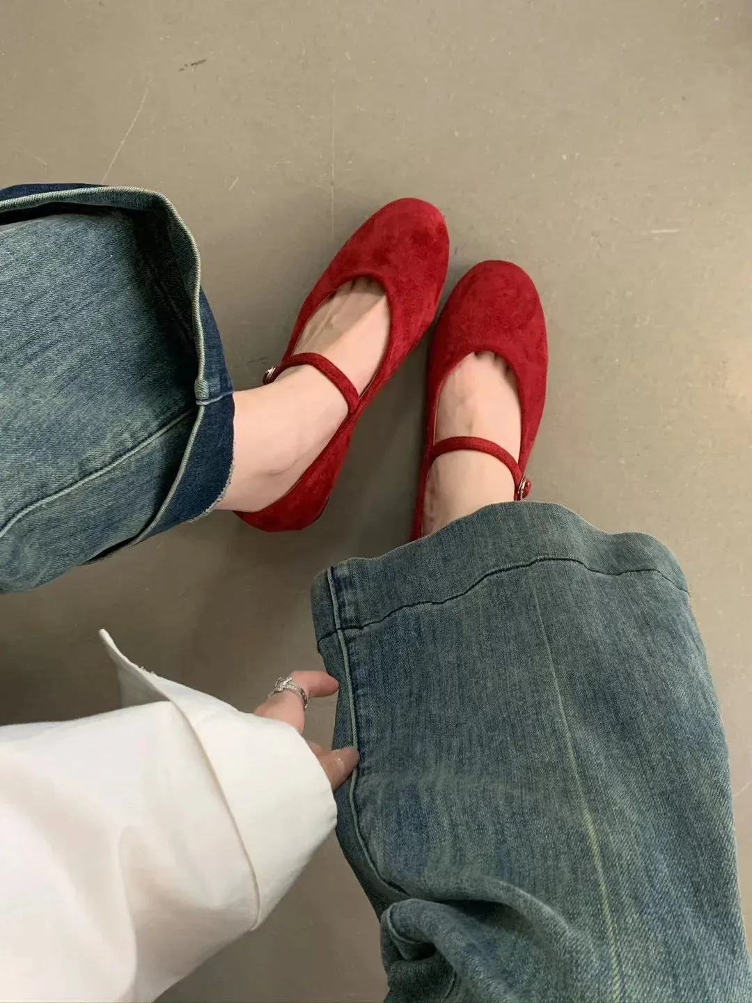 ADVBRIDGE  -  Autumn Women Flat Shoes Fashion Candy Color Ladies Round Toe Mary Jane Shoes Soft Sole Shallow Slip On Ballerinas Shoes New