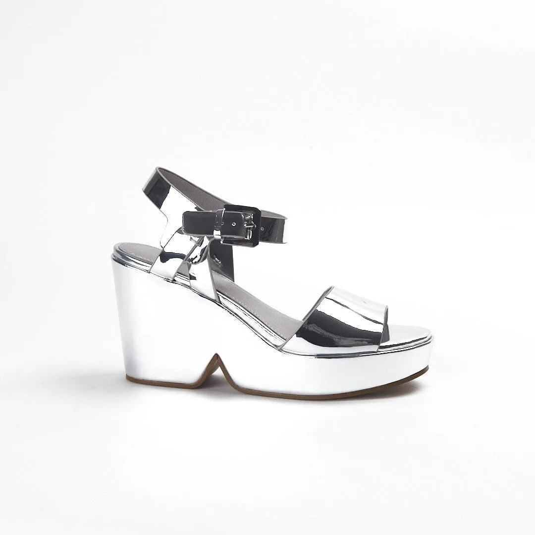 BETTY - Final Sale