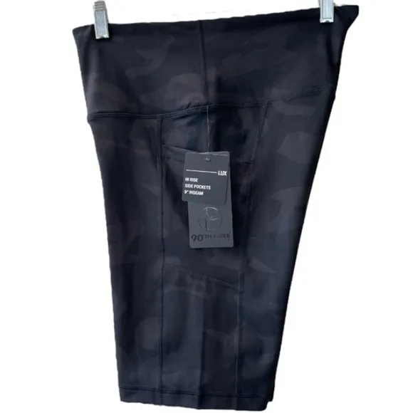 Camo Hi Rise Bike Shorts Spandex Compression Side Pocket 9” inseam Size Medium