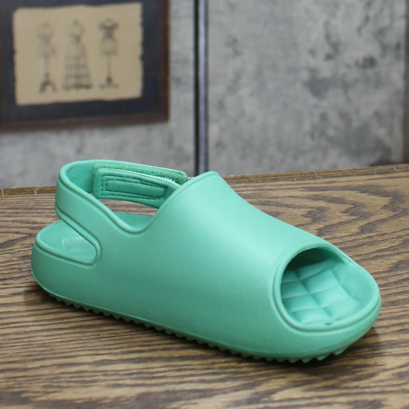 Cat & Jack Toddler Wynne Footbed Sandals Green 9