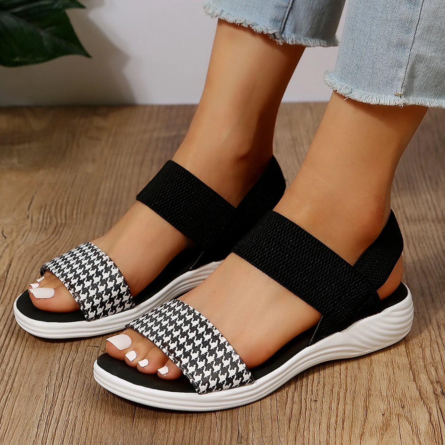 CLARK Open Toe Low Heel Sandals