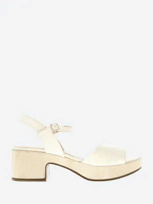 D-8802 Leather Wedge Sandal