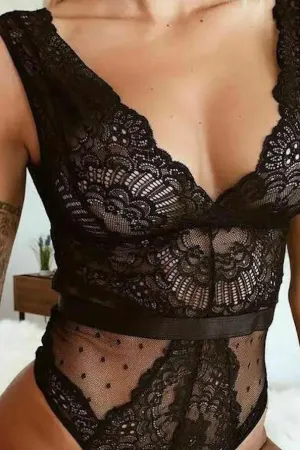 Ember Lace Bodysuit - Black