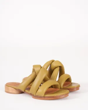 everly flat twist sandal - savana torbolino leather