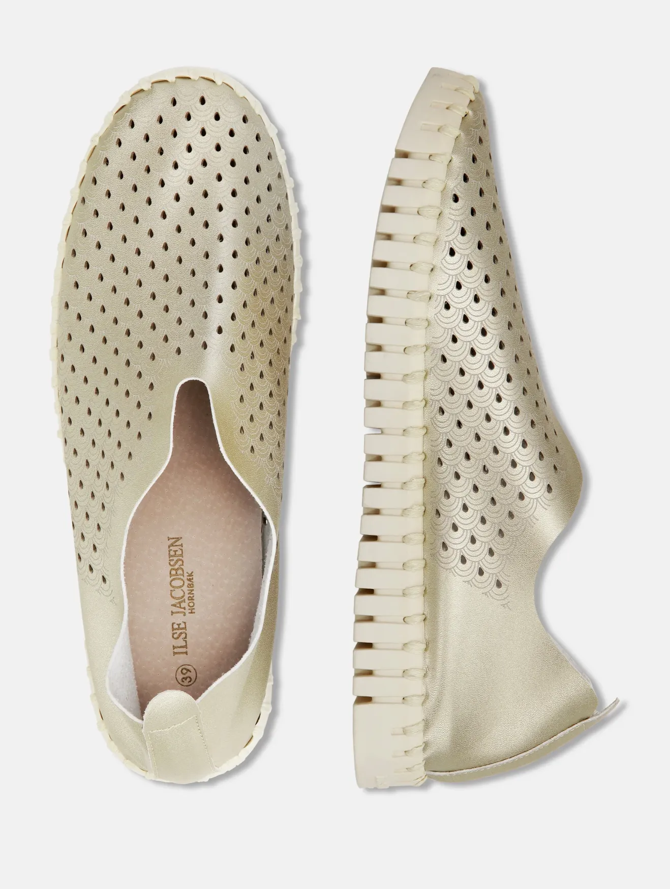Flats in Platin