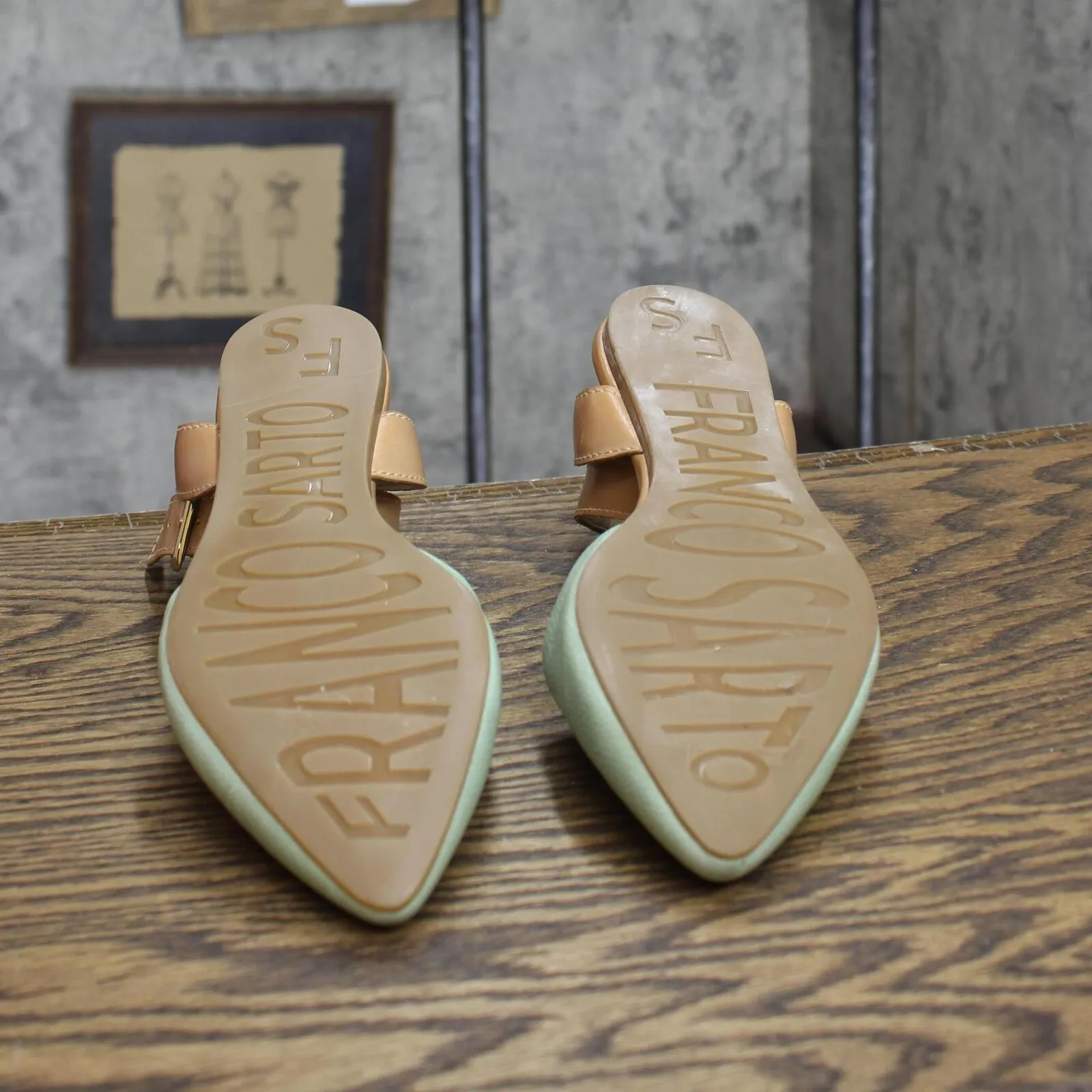 Franco Sarto Womens Vintage Strap Open Flat Sandals 1673eb968b42e7 Mint Green 6M