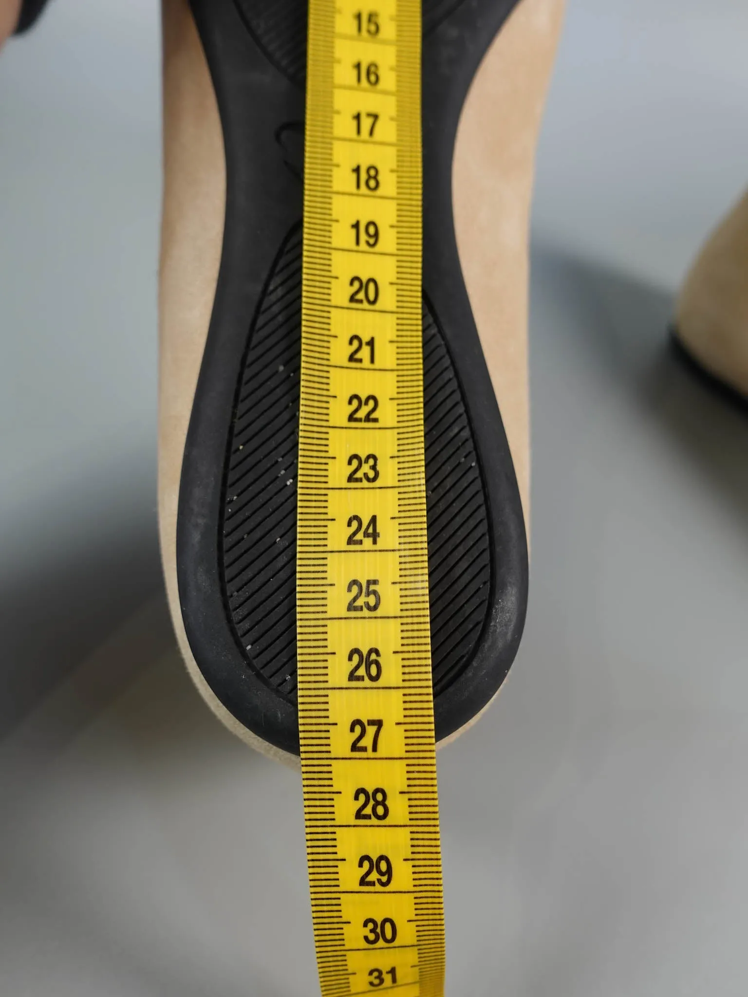 Gommette Suede Beige Ballet Flats Size 39 EU