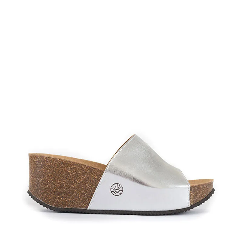 Inoro - Vegan Wedge Metallic Slider - Metallic  Silver