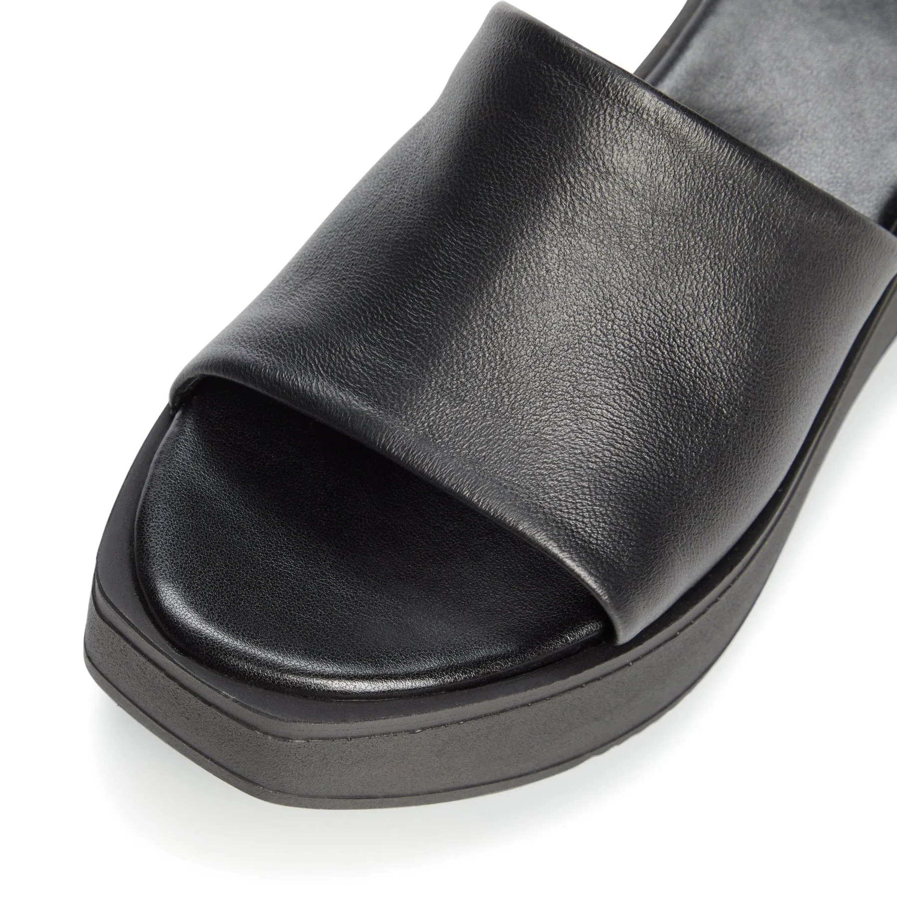 KADAS - BLACK
