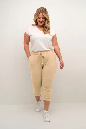 Kaffe Curve Nana Capri Pants in Sand