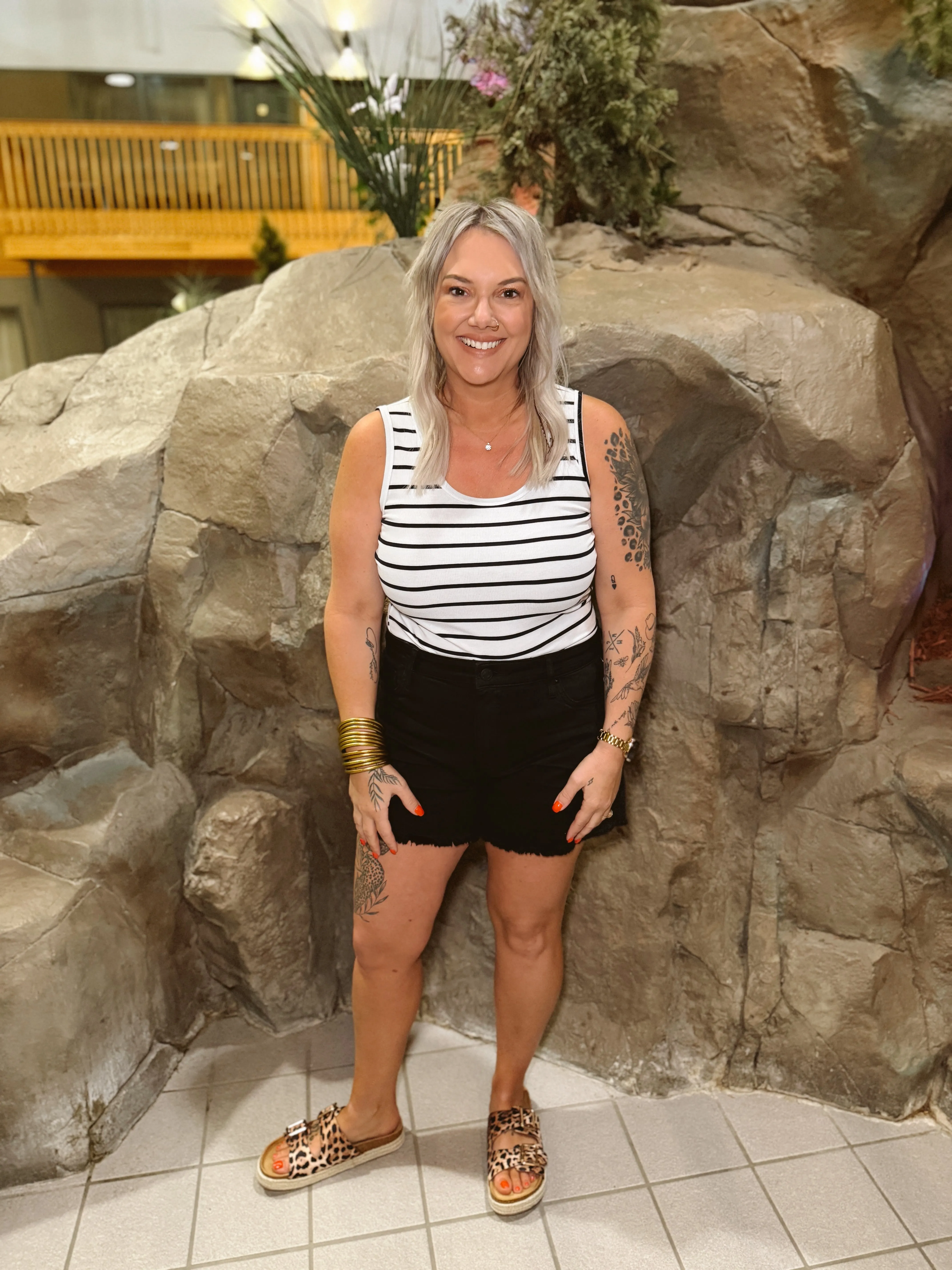 KUT Jane High Rise Black Shorts