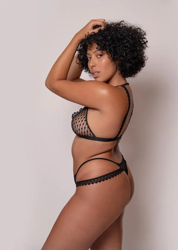 La Vie Est Belle Thong