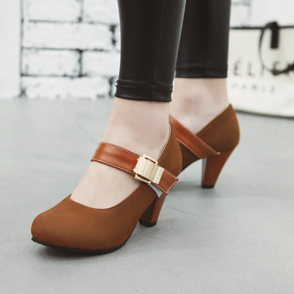 Ladies Round Toe Mary Janes Mid Heeled Shoes for Woman