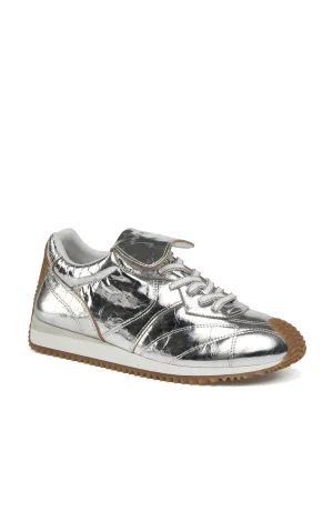 LOTTIE SNEAKER