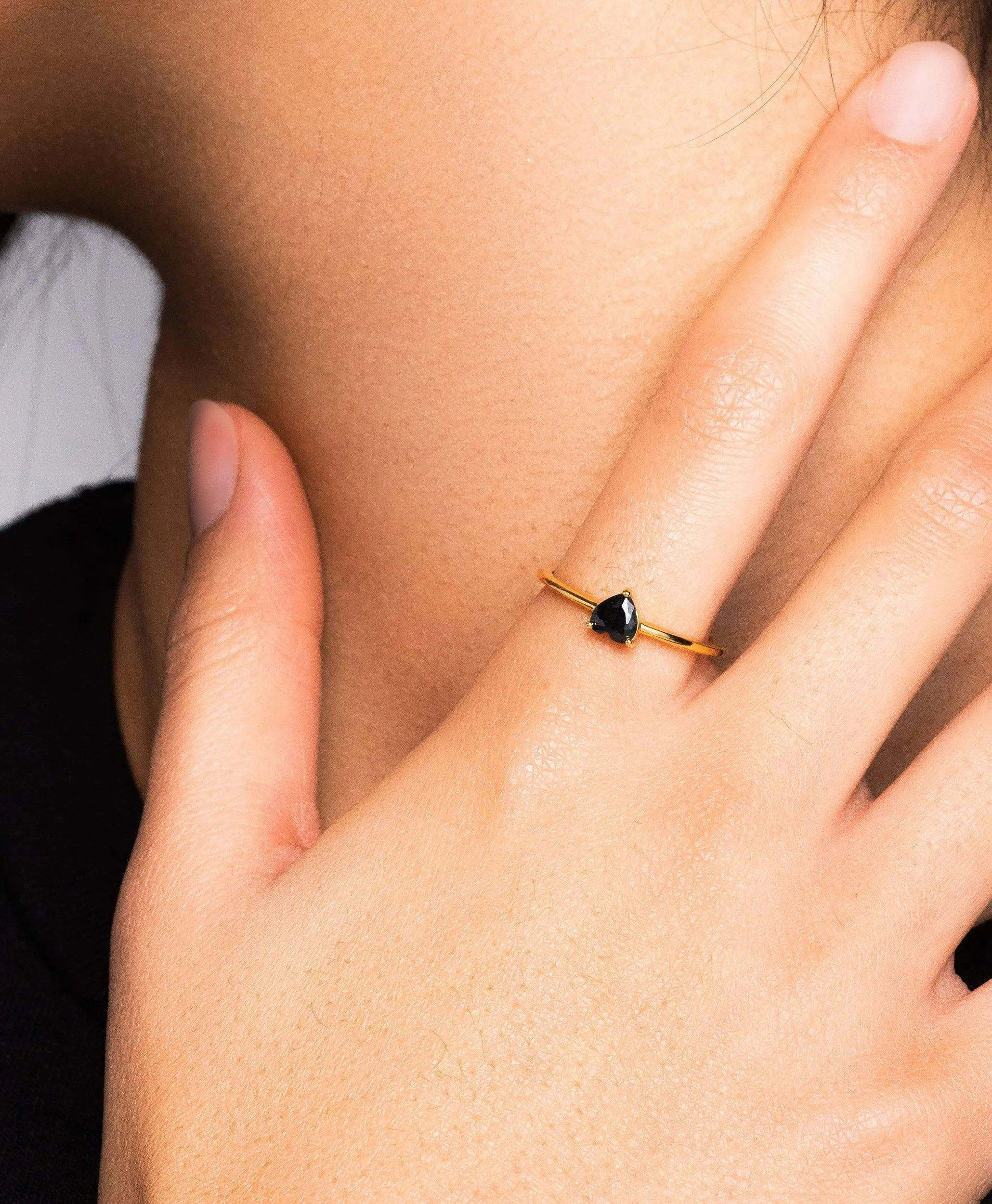 Luv Ring Black 18ct Gold Plated
