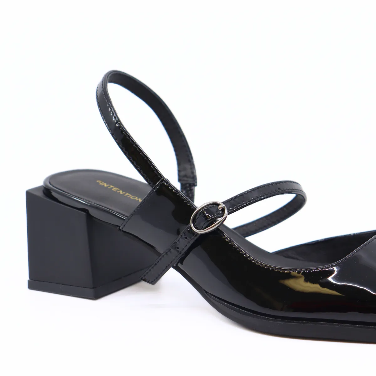 Marche Black