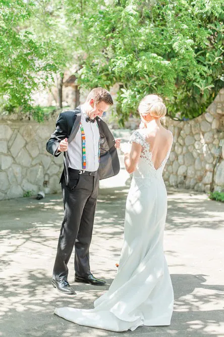 Mermaid Sweep Train Round Neck Long White Lace Wedding Dress with Sleeves Appliques Bridal Gown OHD232