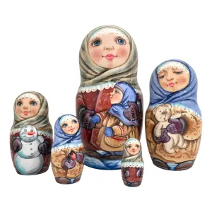 Russian Country Girls Nesting Dolls for Kids