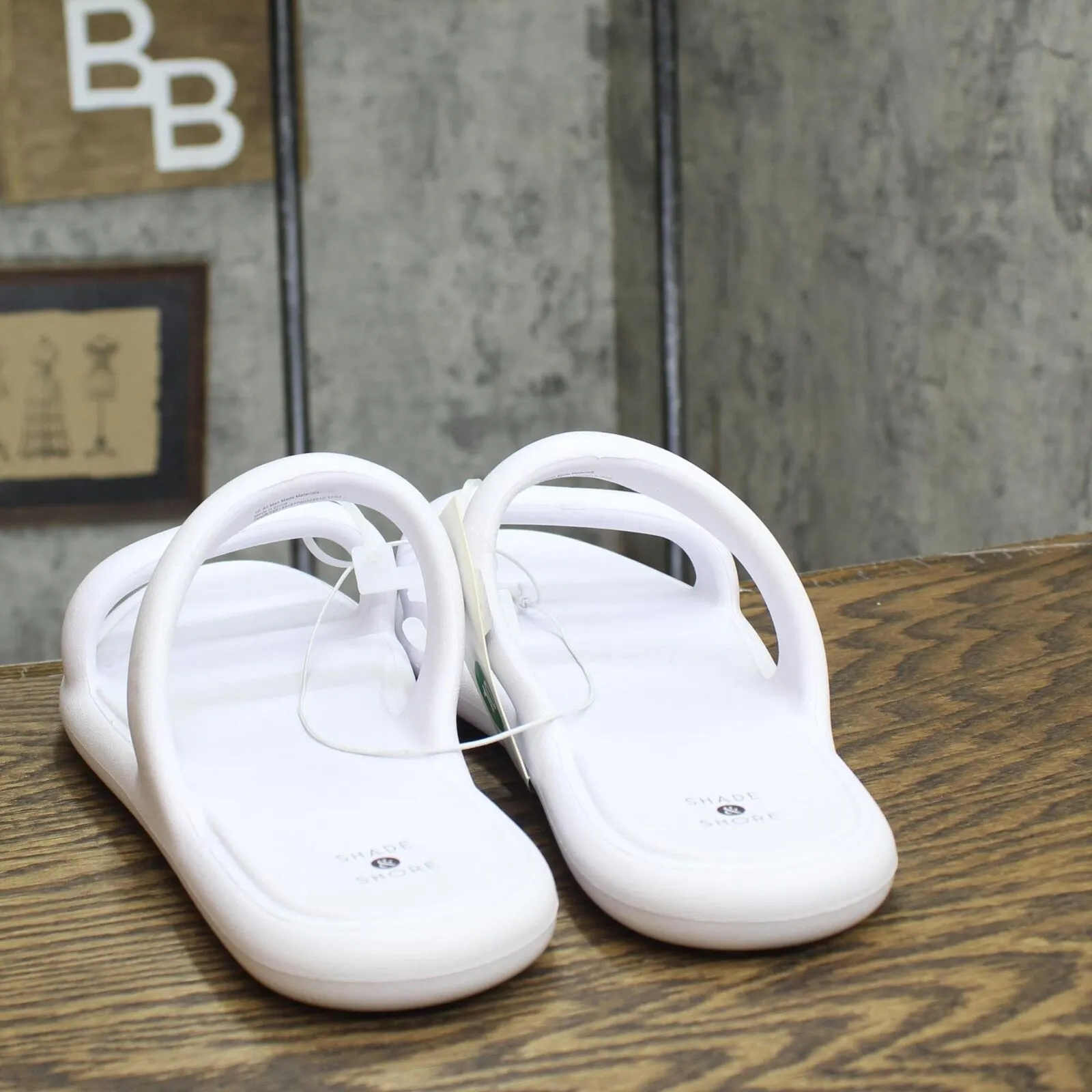 Shade & Shore Womens Ellen EVA Footbed Sandals 89887077 White 10M