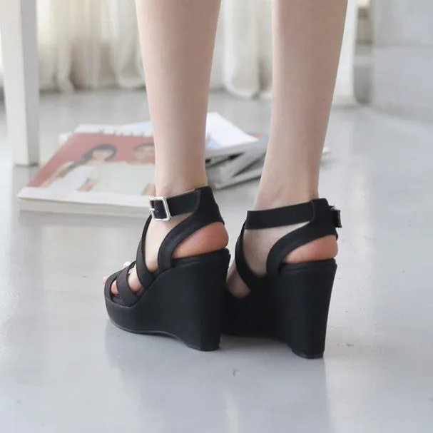 Small Feet Ladies Cross Strap Wedge Sandals DS208