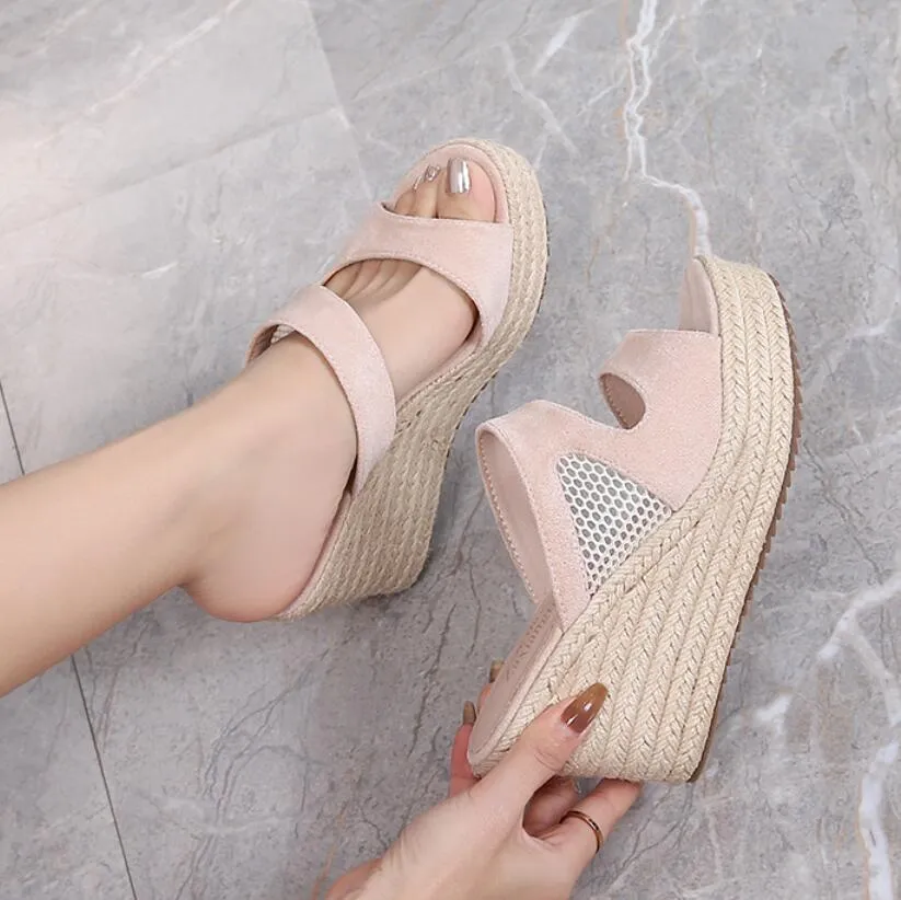 Small Open Toe Suede Wedge Sandals GS369