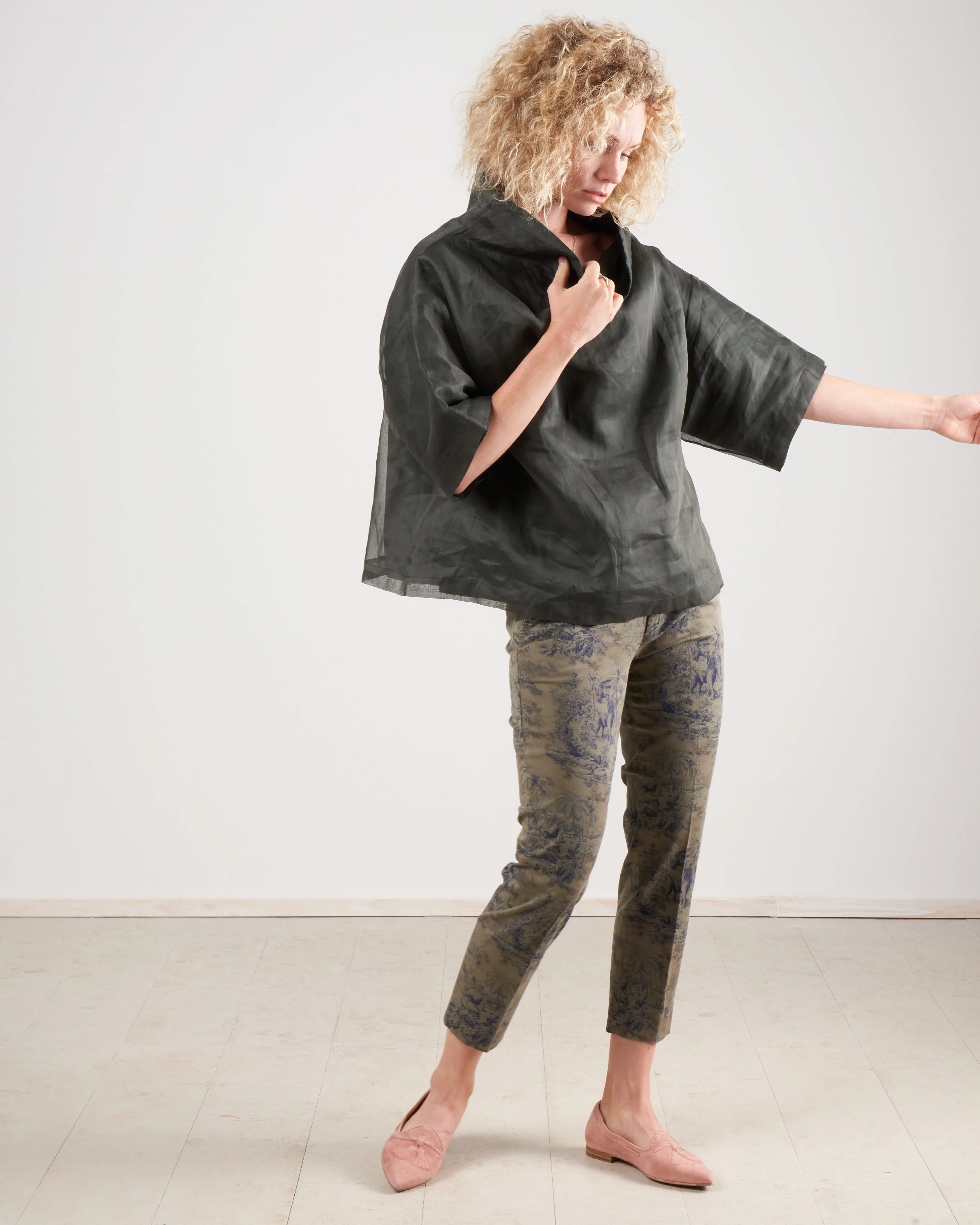 square top w/ funnel neck - green