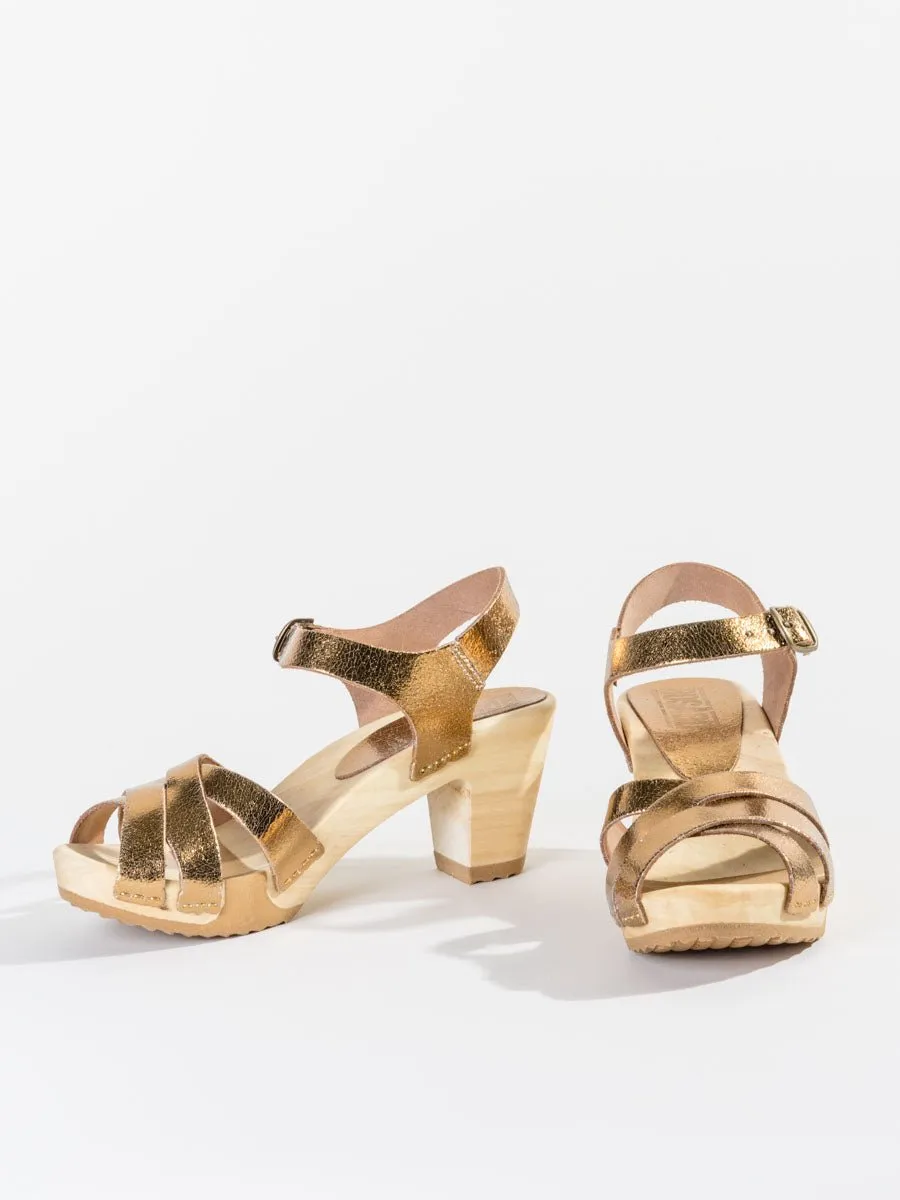 strappy clog - bronze