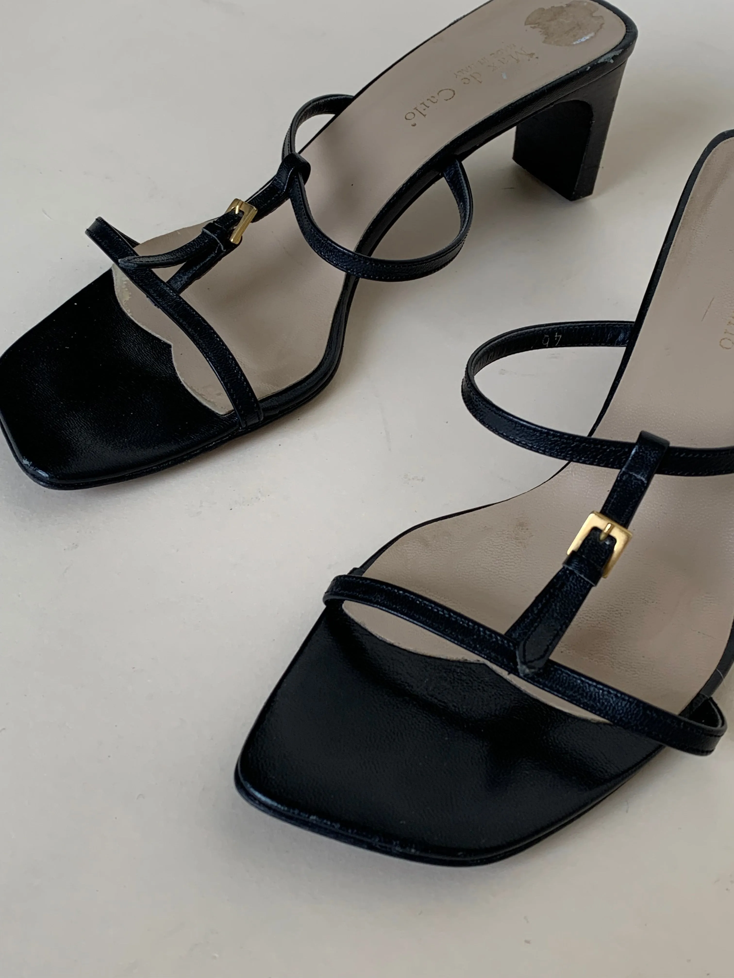T-strap heeled sandals