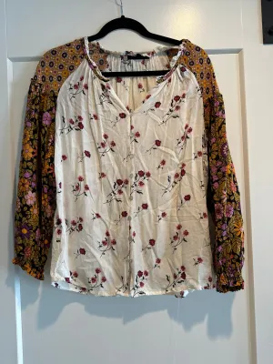 Top Long Sleeve By Jane And Delancey  Size: S