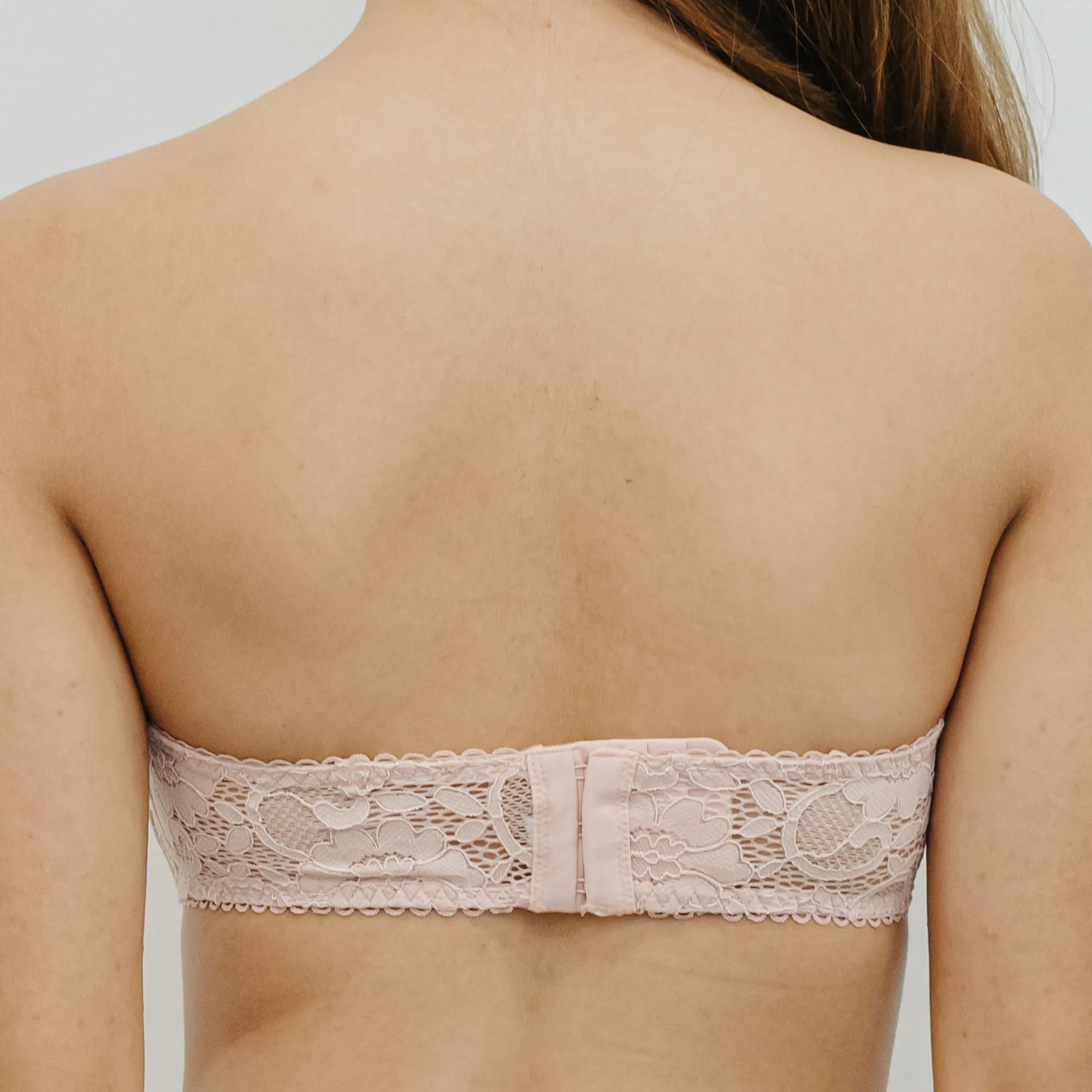 V-Laced Strapless Wireless Bra in Pink (Size L & XL Only)