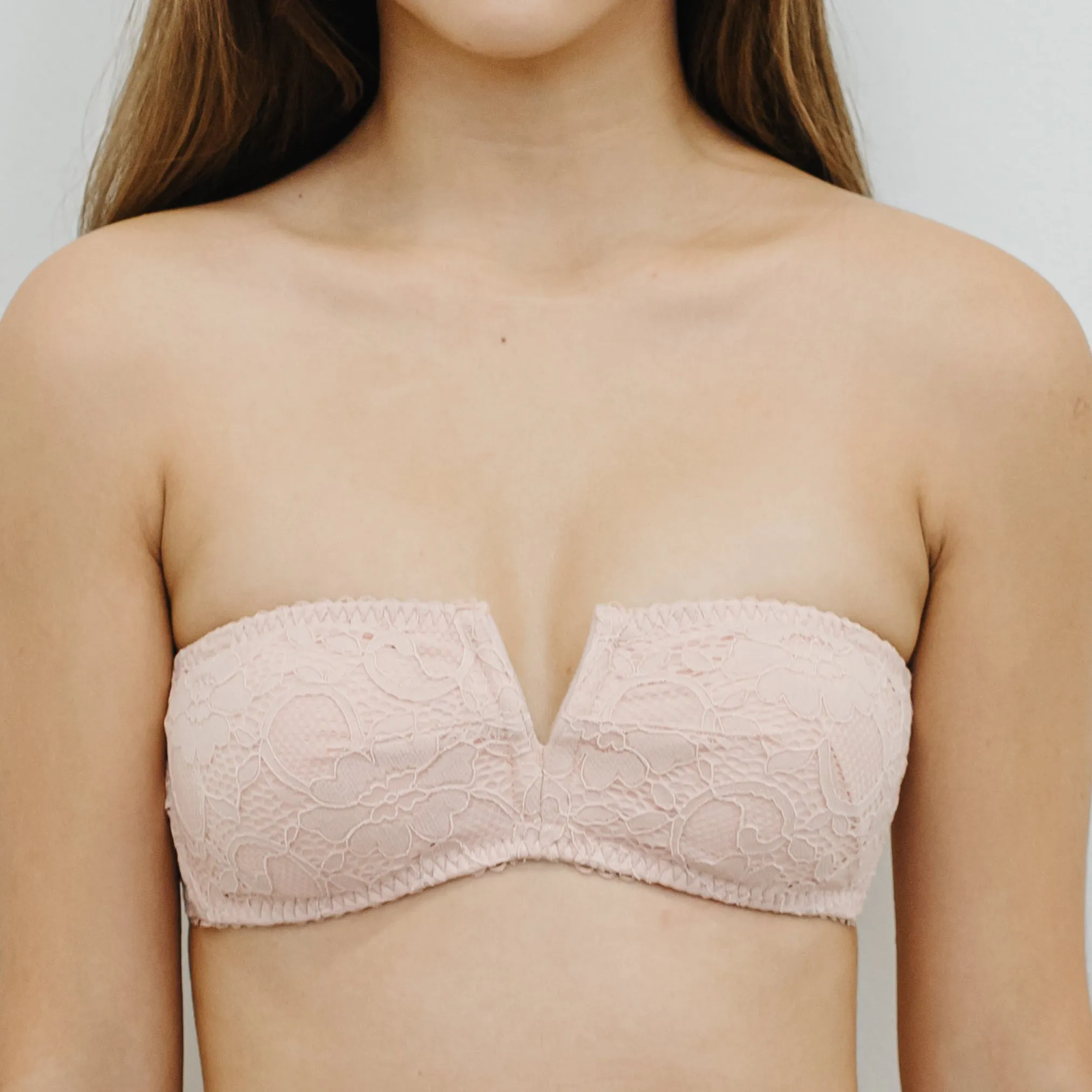 V-Laced Strapless Wireless Bra in Pink (Size L & XL Only)