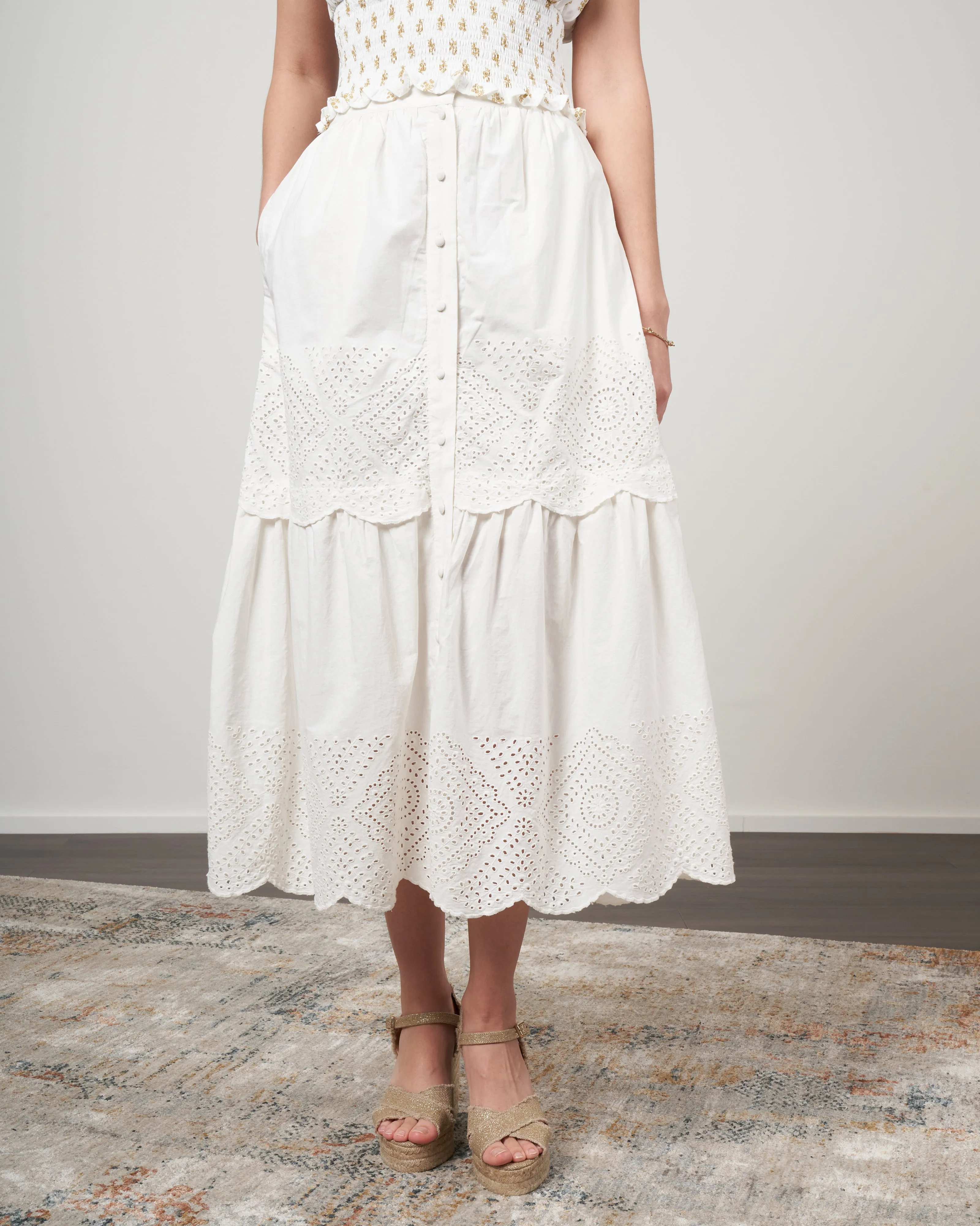 vienne eyelet tiered skirt - white