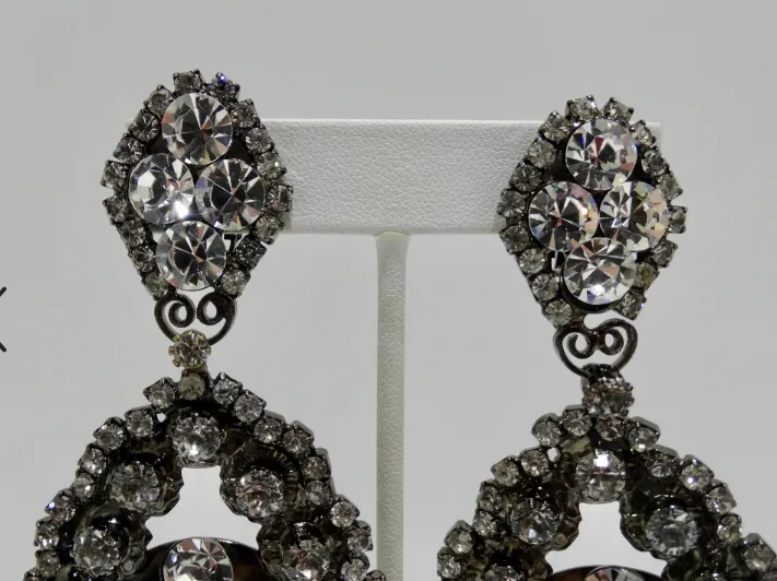 Vrba Turquoise Chandelier Earrings