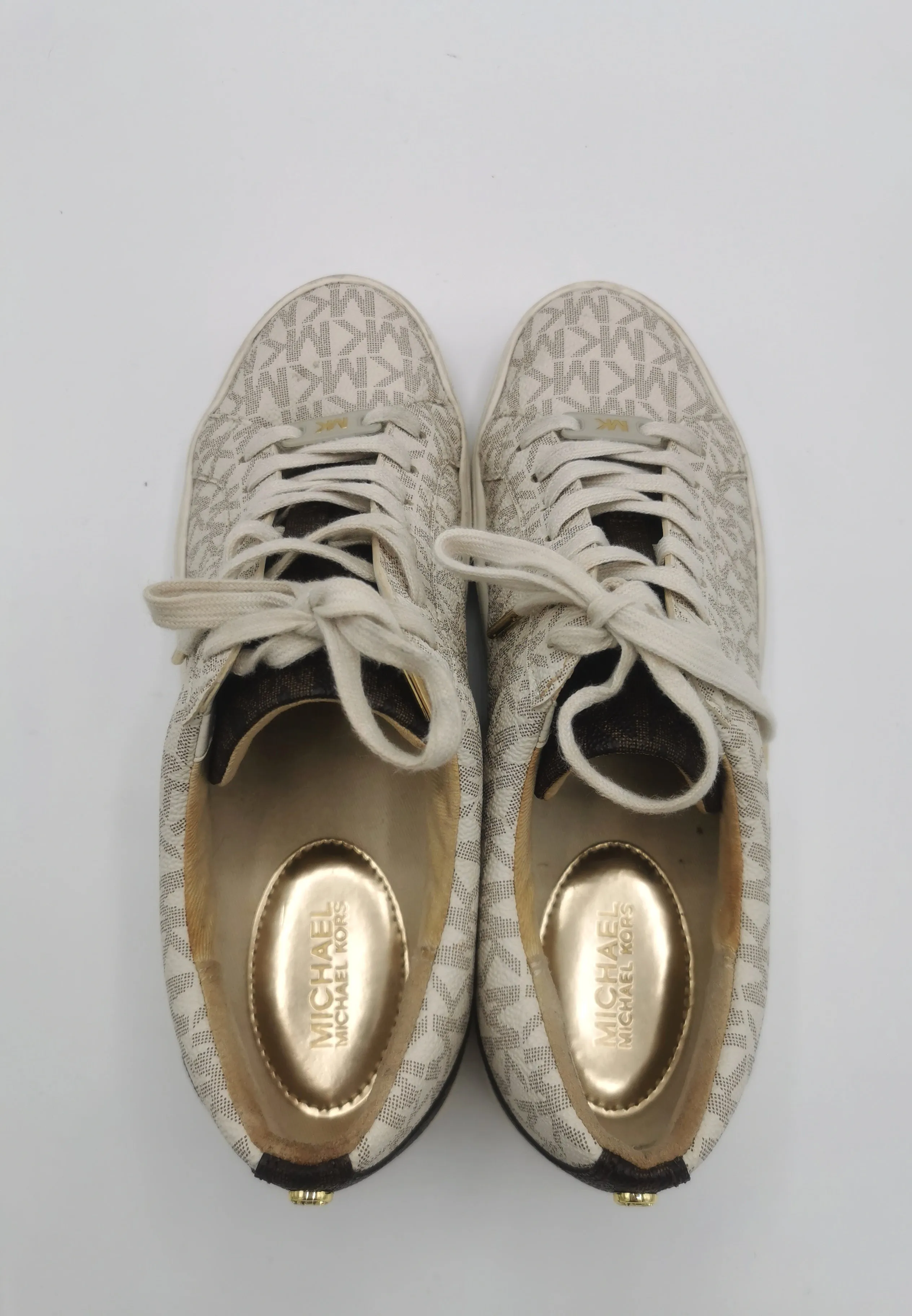 WOMENS SIZE 7M - Michael Kors Sneaker EUC B60